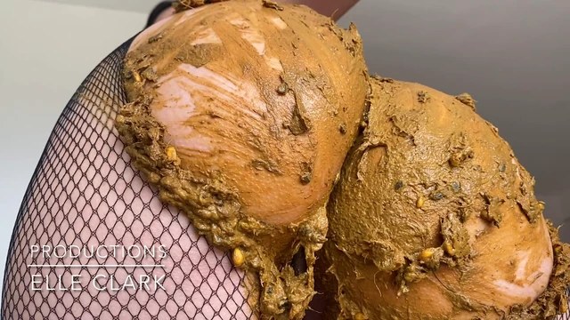big diarrhea in my fishnet stockings new scat porn videos