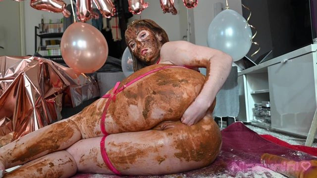 BIRTHDAY CAKE (PUKE) I eat a shitty cupcake! (EATING FOOD SCAT URO ANAL ATP ATM)