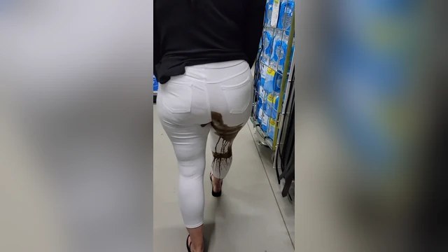 Lexi Public Diarrhea in White Jeans + Bonus Poop