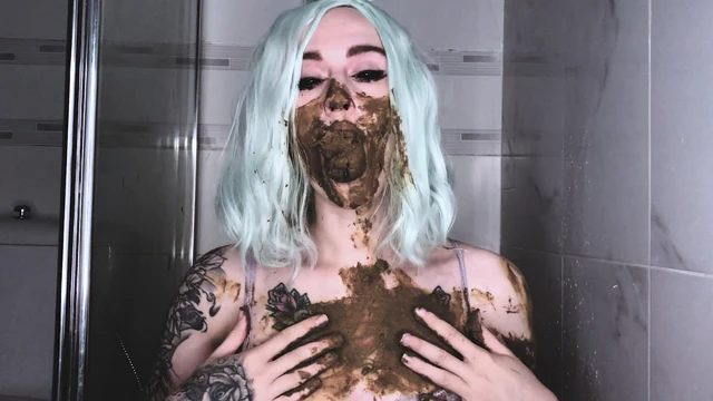 Monstrous wife poop n ass play