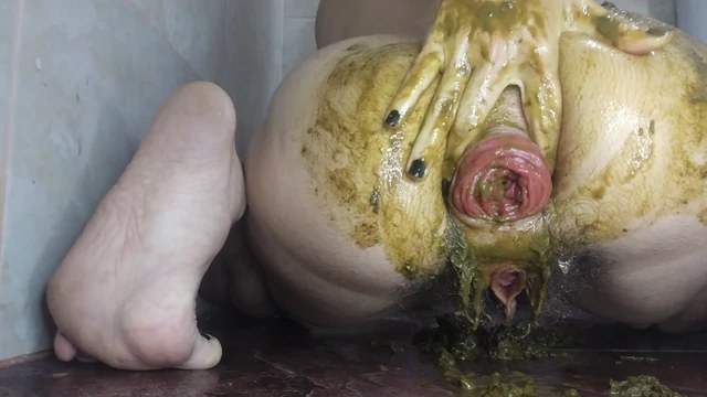 Pipaypipo – Sloppy scat farting