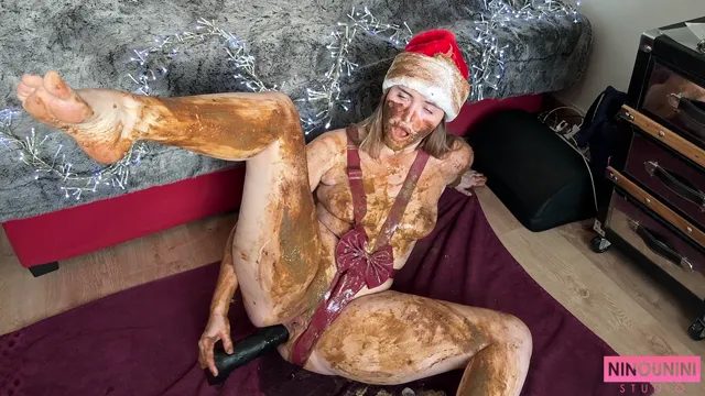 SHITTY YULE LOG FOR CHRISTMAS